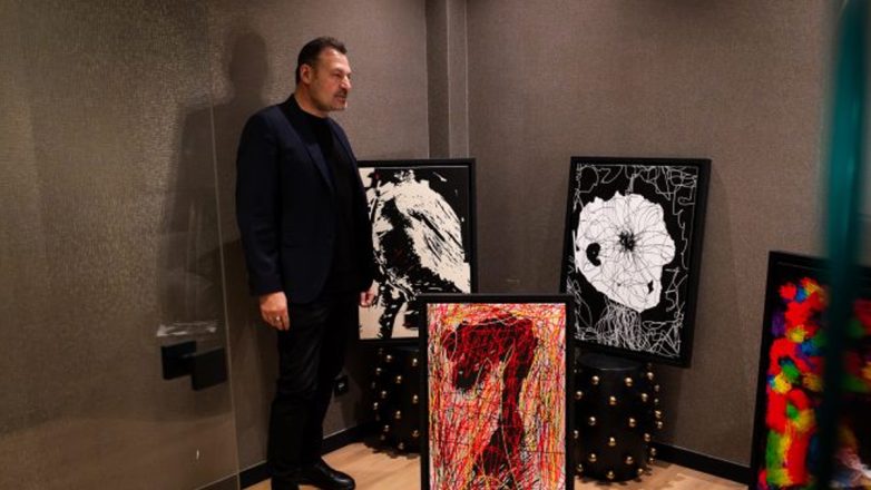 DIASTASI: Η νέα έκθεση του Γρηγόρη Κασάπογλου