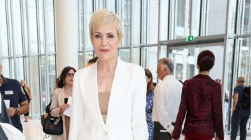 Κωνσταντίνα Μιχαήλ: «Ακόμα και για να πετάξω σκουπίδια φοράω κραγιόν»