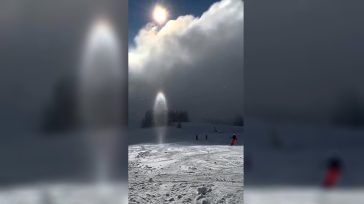 Sun candle: Το σπάνιο οπτικό φαινόμενο που κάνει τον Ήλιο να μοιάζει με φλόγα