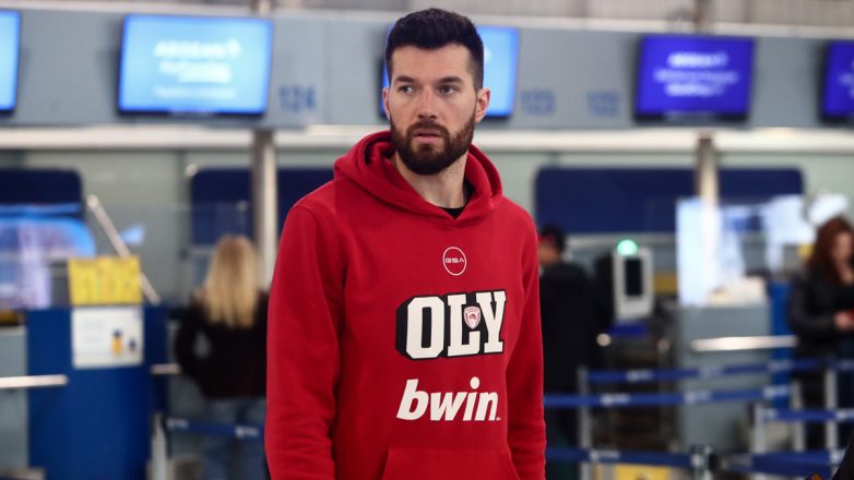 Φωτιά στο εστιατόριο του Άλεκ Πίτερς στο Μικρολίμανο