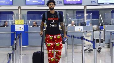 Το παντελόνι του Ντόρσεϊ κι η σύζυγος του Γουόκαπ έκλεψαν την παράσταση