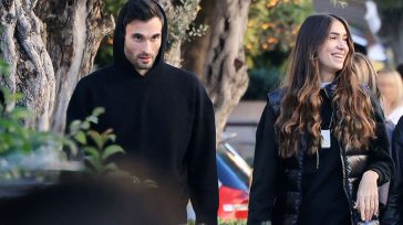 Άννα Πρέλεβιτς-Νικήτας Νομικός: Χριστουγεννιάτικη βόλτα στη Γλυφάδα για το ερωτευμένο ζευγάρι