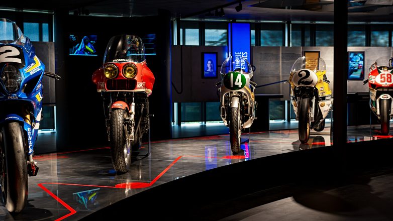 Φωτογραφικό αφιέρωμα στο RMM (Racing Motorcycle Museum)