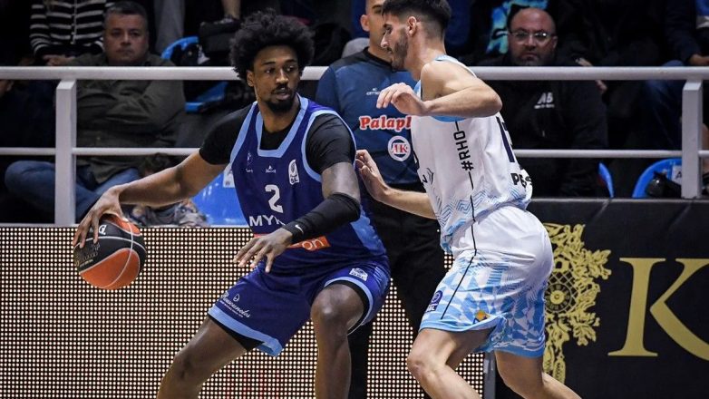 «Άλμα» οκτάδας για τη Μύκονο, νίκησε 97-83 τον Κολοσσό στη Ρόδο