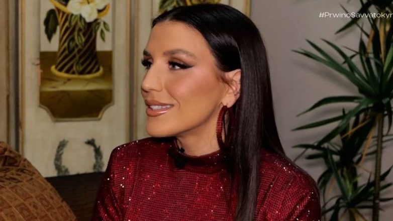 Ιουλία Καλλιμάνη: «Είμαι αληθινή, δεν κρύβομαι πίσω από το δάχτυλό μου»