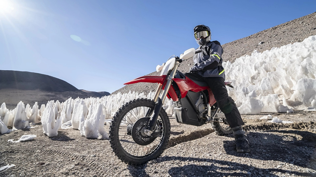 Η Stark ανέβασε την ηλεκτρική χωμάτινη VARG EX στα 6,721 μέτρα!