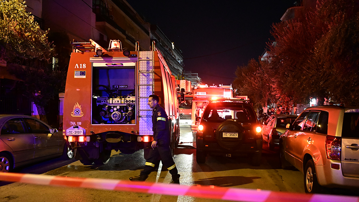 Βίντεο ντοκουμέντο από τη φωτιά στο διαμέρισμα στην Καλλιθέα