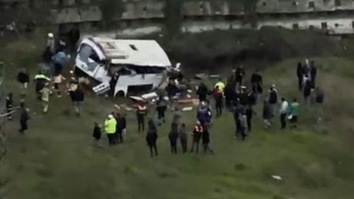 Τουρκία: Λεωφορείο έπεσε σε χαράδρα – Βίντεο