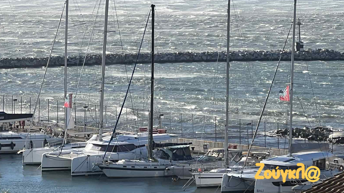 Ισχυροί βοριάδες 7 μποφόρ πλήττουν τη Θεσσαλονίκη