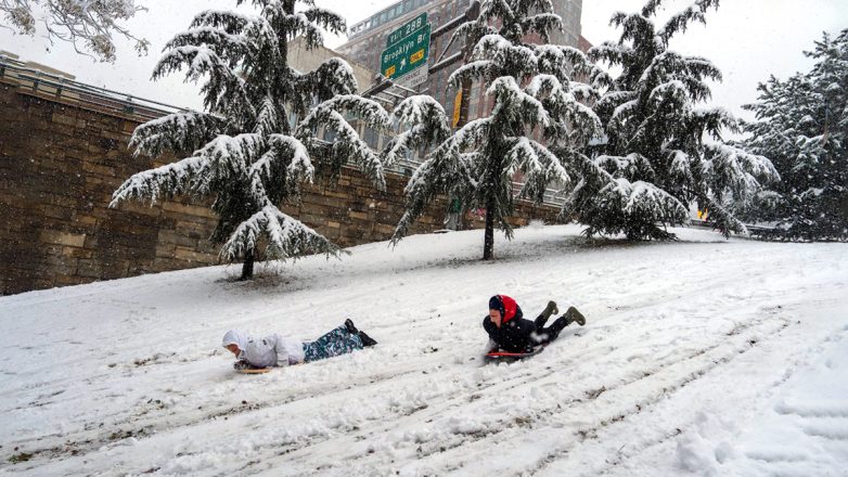 Σε κατάσταση έκτακτης ανάγκης Νέα Υόρκη και Νιου Τζέρσεϊ λόγω σφοδρής χιονοθύελλας