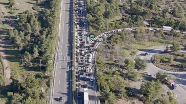 Ουρές χιλιομέτρων στην Αθηνών – Λαμίας και στους παραδρόμους