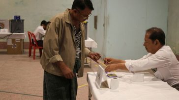 Μιανμάρ: Διεξάγονται βουλευτικές εκλογές, οι πρώτες μετά το στρατιωτικό πραξικόπημα