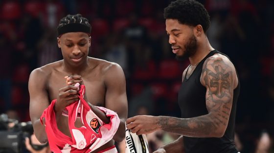 Για συμφωνία του Ολυμπιακού με τον Ταϊρίκ Τζόουνς, γράφουν οι Σέρβοι