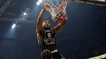 «Σφήνα» της Ντουμπάι για Τζόουνς