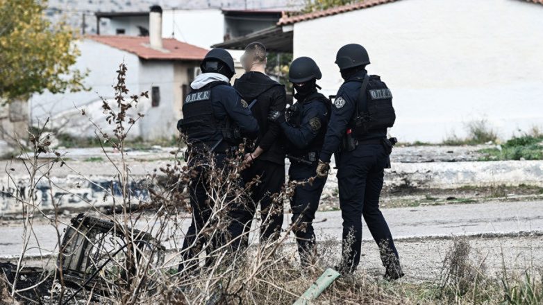 Απολογείται το «δεξί χέρι» του «Έντικ» Απολογείται το «δεξί χέρι» του «Έντικ»