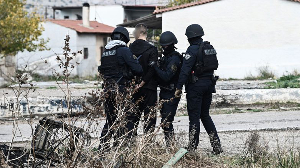 Απολογείται το «δεξί χέρι» του «Έντικ»