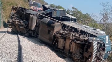 Μεξικό: Τουλάχιστον 13 νεκροί και 98 τραυματίες από τον εκτροχιασμό τρένου