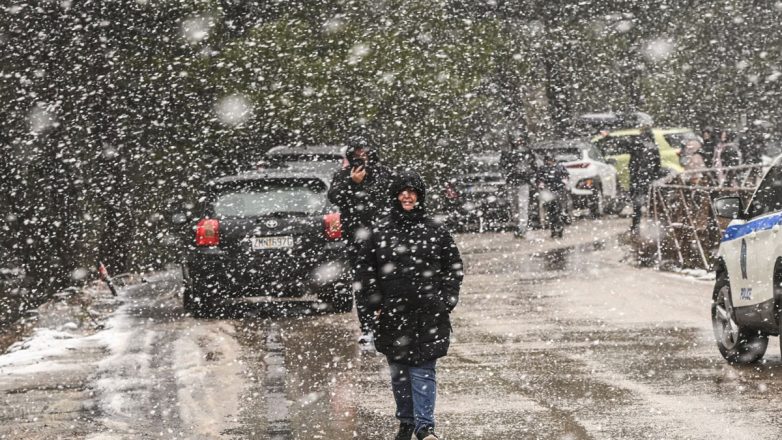 Χιόνια στα βόρεια της Αττικής το βράδυ της Παραμονής Πρωτοχρονιάς
