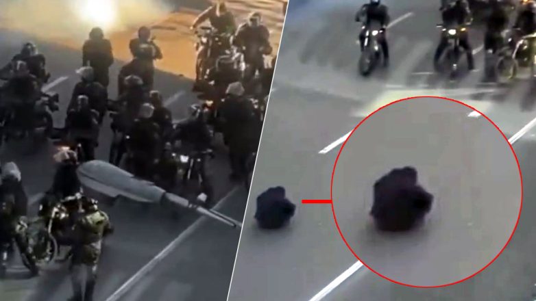 Viral βίντεο με μοναχικό διαδηλωτή απέναντι στις αστυνομικές δυνάμεις στο Ιράν Viral βίντεο με μοναχικό διαδηλωτή απέναντι στις αστυνομικές δυνάμεις στο Ιράν