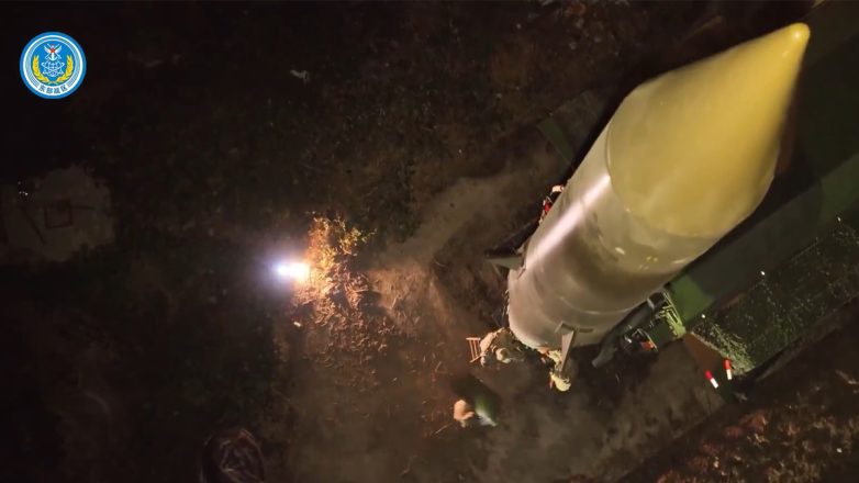 Νέο βίντεο με στρατιωτικές ασκήσεις γύρω από την Ταϊβάν δημοσίευσε η Κίνα Νέο βίντεο με στρατιωτικές ασκήσεις γύρω από την Ταϊβάν δημοσίευσε η Κίνα