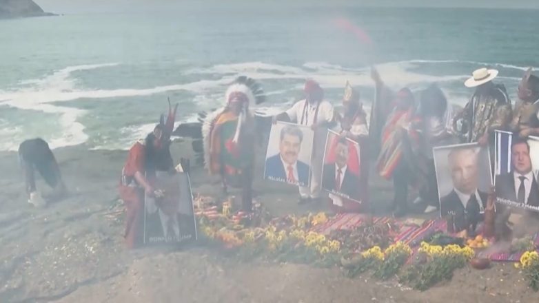 Σαμάνοι στο Περού προέβλεψαν το μέλλον του κόσμου μέσα από την ετήσια πρωτοχρονιάτικη τελετή