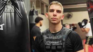 Γιάννης Τσουκαλάς, ο Έλληνας μαχητής που δέχτηκε την άγρια επίθεση στη Σερβία