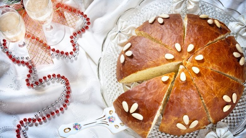 Η ιστορία της Βασιλόπιτας με τα χρυσαφικά