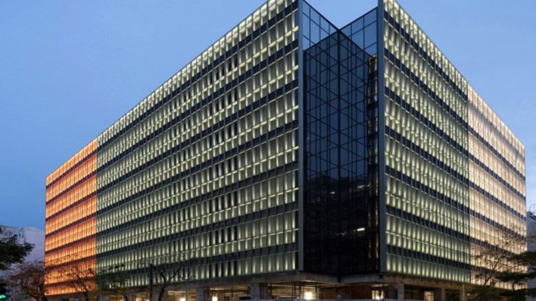 Στην Alpha Bank το Μινιόν για 36,7 εκατ. ευρώ Στην Alpha Bank το Μινιόν για 36,7 εκατ. ευρώ