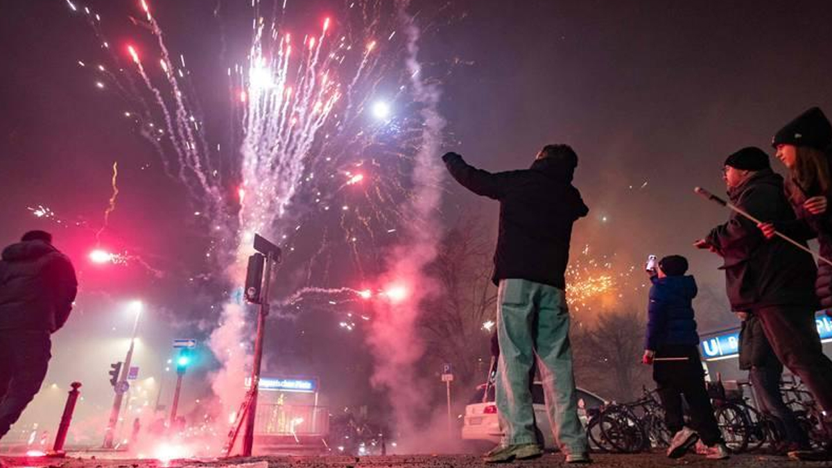 Γερμανία: Νεκροί δύο νεαροί από πυροτεχνήματα