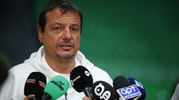 Αταμάν: «Από τις κορυφαίες ομάδες στην Ευρωλίγκα ο Ολυμπιακός»