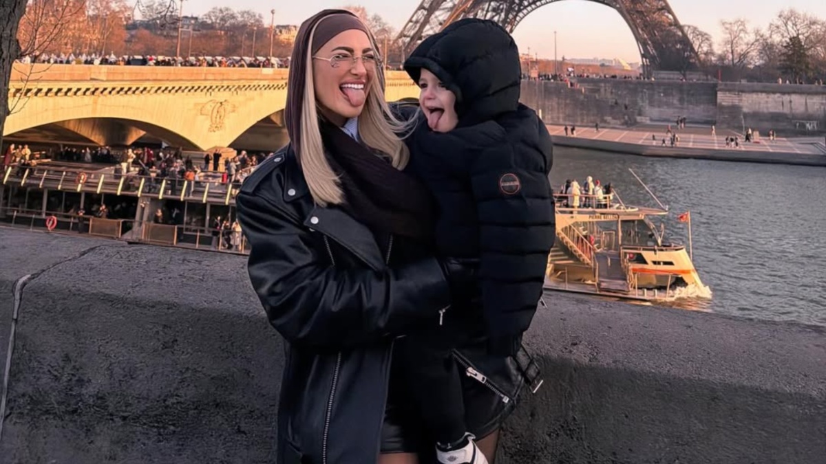 Ιωάννα Τούνη: Αναποδιά στο αεροδρόμιο μετά το ταξίδι της στο Παρίσι – Τι συνέβη