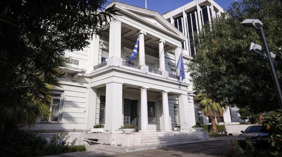 Ποιο Επιτελικό Κράτος; – Βρέχει Υφυπουργούς στο ΥΠΕΞ