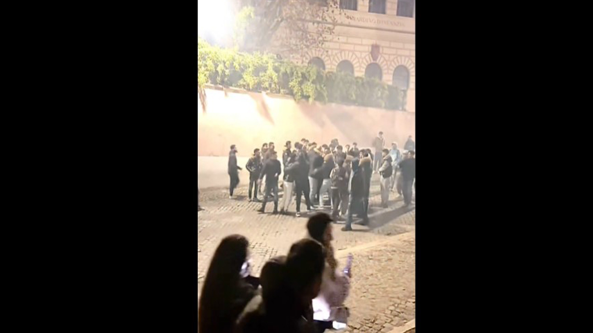 Ιταλία: Ξύλο στο Κολοσσαίο κατά τη διάρκεια των εορτασμών της Πρωτοχρονιάς