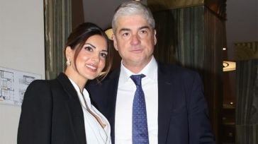 Σταματίνα Τσιμτσιλή: Η σπάνια εξομολόγηση για το σύζυγό της, Θέμη Σοφό – «Θέλουμε να είμαστε μια ευτυχισμένη οικογένεια»