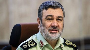 Ιρανός στρατιωτικός σύμβουλος προειδοποιεί για εχθρικές συνωμοσίες, προτρέπει για εθνική ενότητα