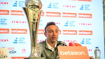 Κόντης: «Να κοιτάζουμε τον Ολυμπιακό στα… ίσια»