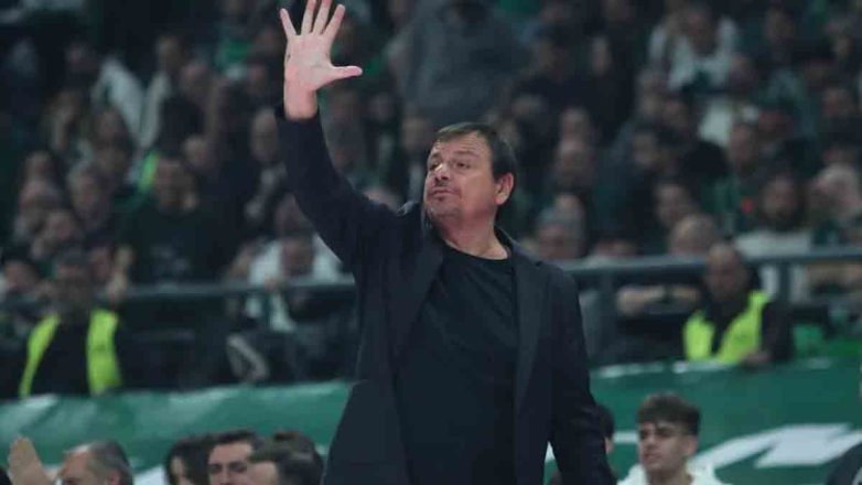 Αταμάν: «Συγχαρητήρια στους διαιτητές, οι βολές ήταν 18-28» Αταμάν: «Συγχαρητήρια στους διαιτητές, οι βολές ήταν 18-28»