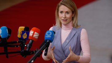 H ΕΕ ζητά αυτοσυγκράτηση και σεβασμό του διεθνούς δικαίου στη Βενεζουέλα