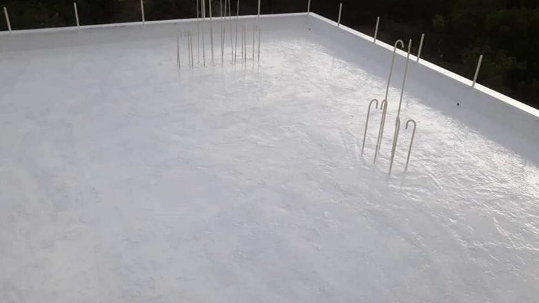 Διαρρήκτης έπεσε από την ταράτσα Διαρρήκτης έπεσε από την ταράτσα