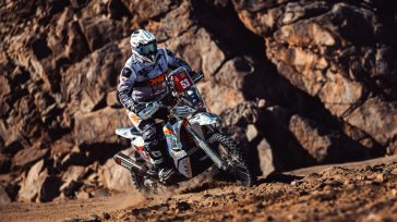 Μικρό λάθος στο Dakar Rally για τον Βασίλη Μπούδρο