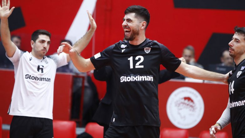 Volley League: Στο tie break ο ΠΑΟΚ, 3-2 τον Ολυμπιακό Volley League: Στο tie break ο ΠΑΟΚ, 3-2 τον Ολυμπιακό