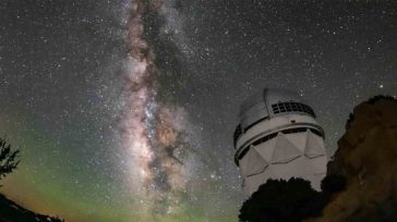 Η σκοτεινή ενέργεια γίνεται ακόμα πιο περίεργη και είναι λόγος που το Σύμπαν μπορεί να καταλήξει σε μια «Μεγάλη Σύνθλιψη»