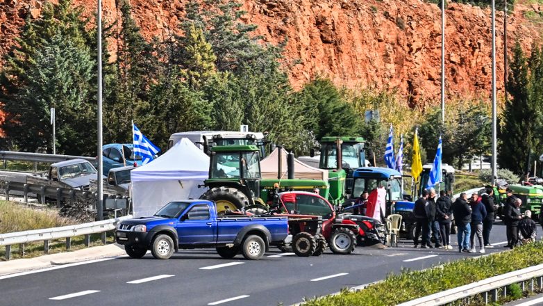 «Τεντώνει το σχοινί» η κυβέρνηση με τους αγρότες «Τεντώνει το σχοινί» η κυβέρνηση με τους αγρότες