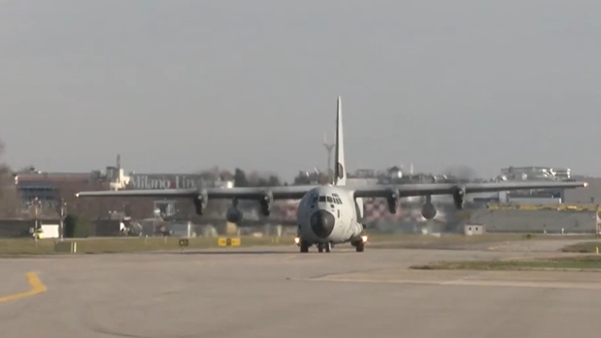 Στο Μιλάνο με C-130 οι σοροί πέντε Ιταλών της τραγωδίας του Κραν Μοντανά
