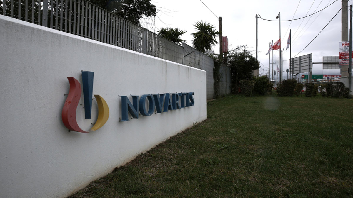 Δίκη Novartis: Την ενοχή των δυο πρώην προστατευόμενων μαρτύρων πρότεινε η Εισαγγελέας