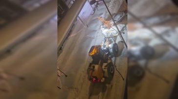 Καναδάς: Μαζί με τα χιόνια μάζεψε και το αμάξι – Βίντεο