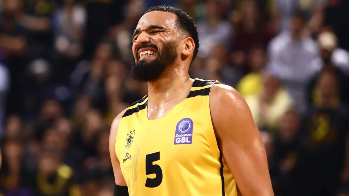 Βαριά ήττα για τον Άρη στη Μανρέσα