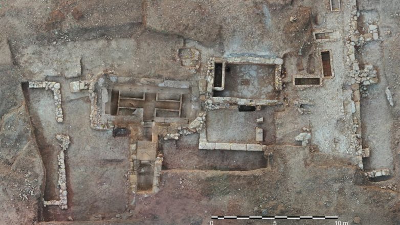 Αρχαία Τενέα: Στο φως νέα στοιχεία για το κτήριο μυστηριακών τελετών και ιαματικών λατρειών Αρχαία Τενέα: Στο φως νέα στοιχεία για το κτήριο μυστηριακών τελετών και ιαματικών λατρειών