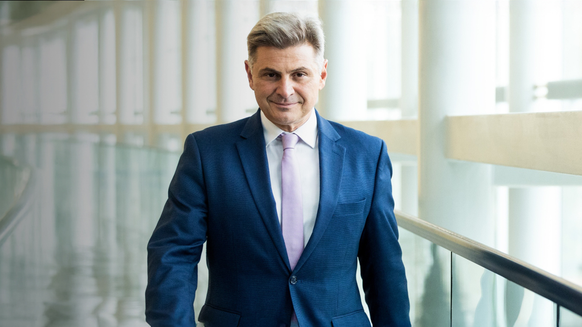 Διεγράφη ο Νίκος Φαραντούρης από τον ΣΥΡΙΖA