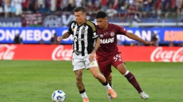 Με το βλέμμα στον Αγκουστίν Μεντίνα